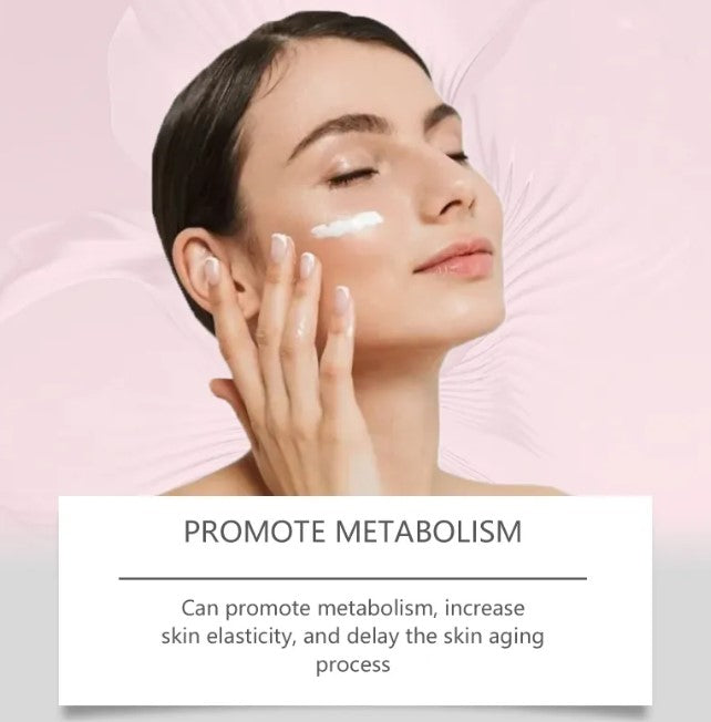 Model applying vitamin C face cream to her skin, promoting metabolism and enhancing skin elasticity.